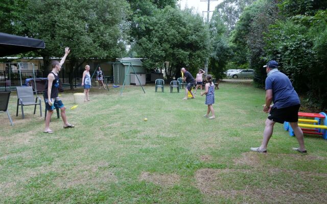 Adina Lodge Holiday Units