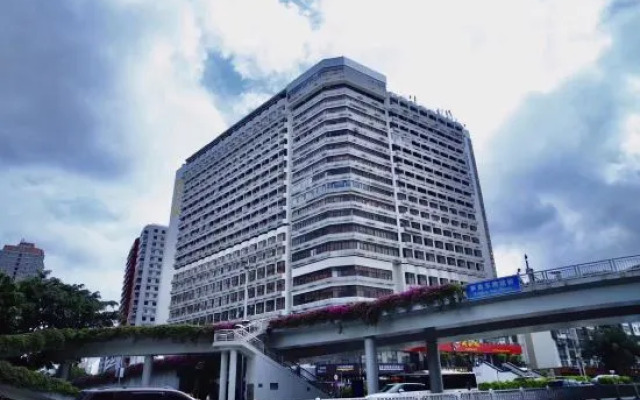 Xinyi Selection Hotel (Shenzhen Dongmen Store)