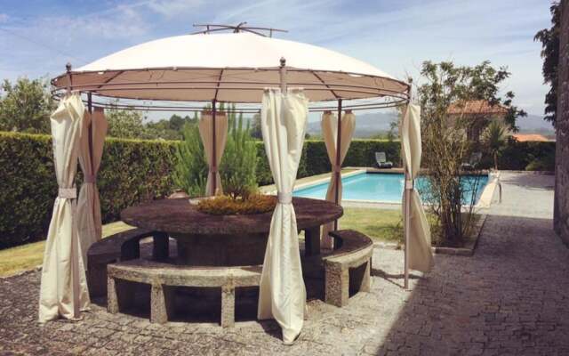 Vivenda Rústica c Piscina e Snooker, Viana Castelo