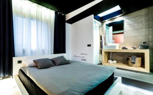 Zrooms Suites