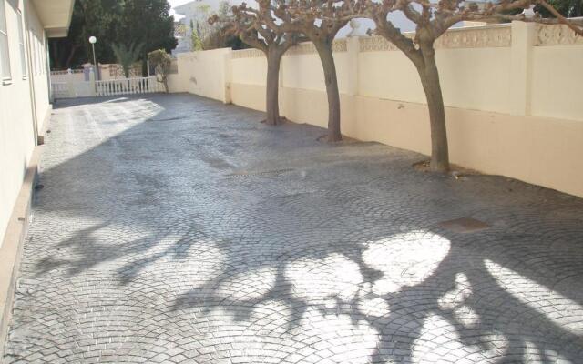 Apartamentos Marineu Canaret