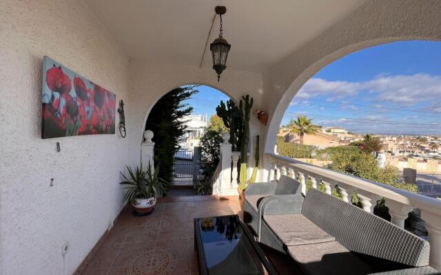 Beautiful holiday home in Ciudad Quesada with private pool