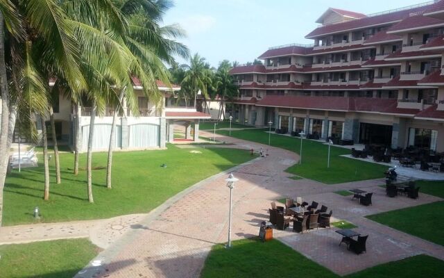 Coconut Grove Herton Sea View Hotel