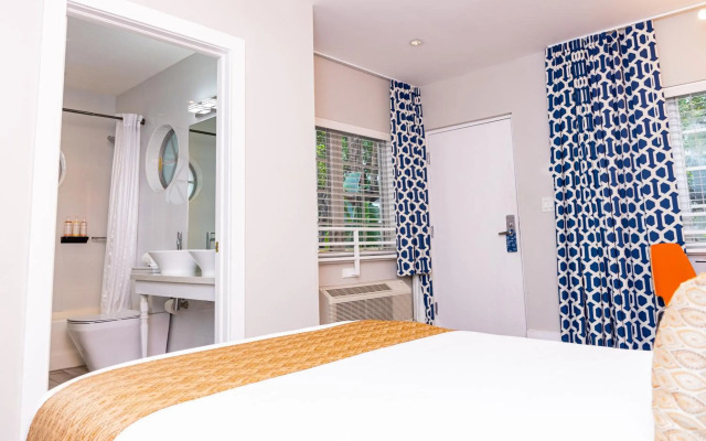 Oceanside Hotel and Suites
