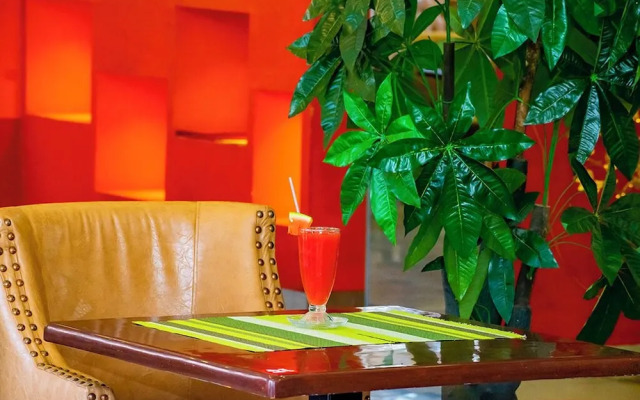 Nur Complex Hotel