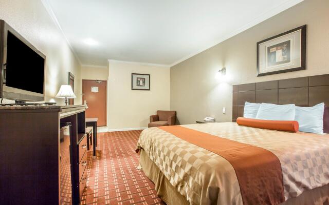 Rodeway Inn & Suites Pasadena