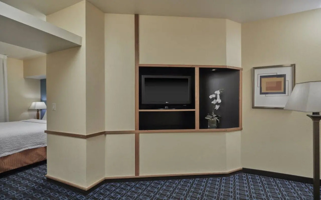 Fairfield Inn & Suites Burlington