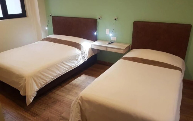 The Cranky Croc Hostel