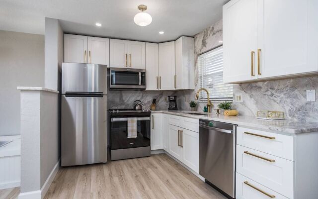 Jamaica Royale Beach Get Away