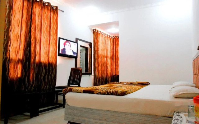 Hotel Axis Inn