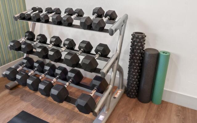 Holiday Inn Express and Suites Newton by IHG