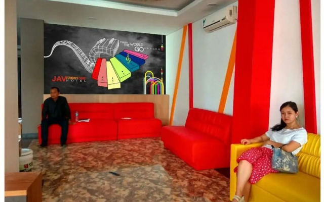 Hotel JAV Front One