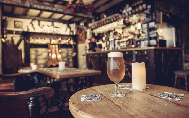 Black Boy Inn