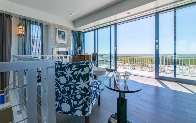 Breathtaking 2 Bedroom Westhampton Beach House Apts