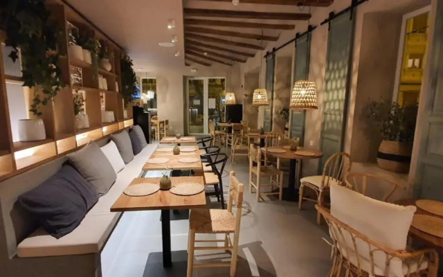 YOU & CO. J. Botánico Boutique Hotel