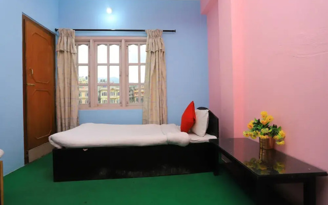 SPOT ON 521 Himalayan Regency Hotel