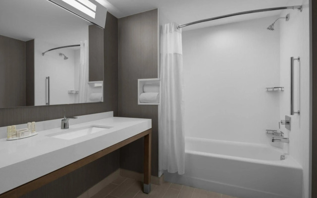 Courtyard by Marriott Clearwater Beach