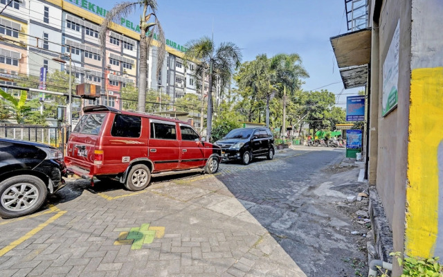 OYO Life 92653 Homestay Griya Nautika Syariah