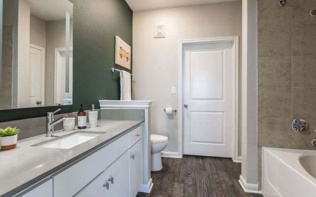 Modern 2BR South Congress by WanderJaunt
