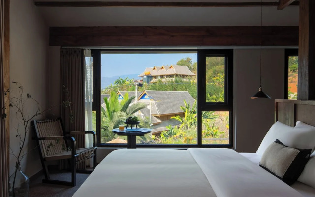 Xishuangbanna Jinghong Hidden in Nature