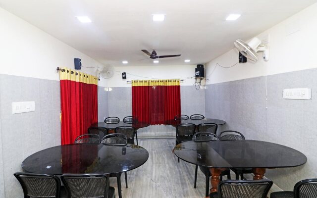 Annapurna Plaza by OYO Rooms