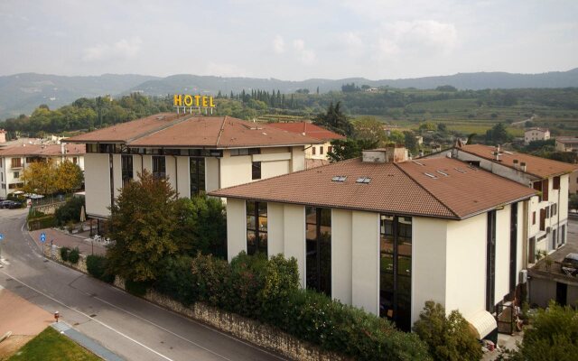 Kona Hotel Verona by Kleos Group Collection