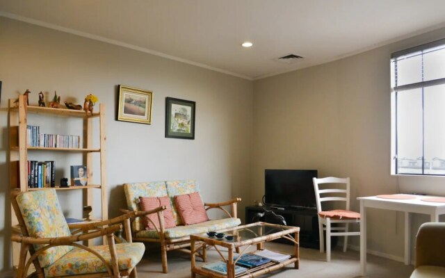 Uptown Top Floor Studio Apartment