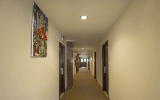 Hotel Grand Kartika