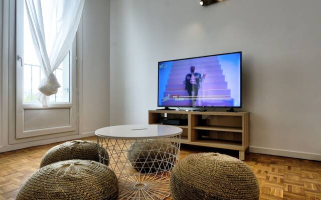 NuitéeJour Le Mans - Hyper Centre Coeffort