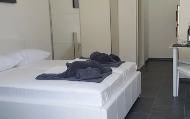 Angel Apartments