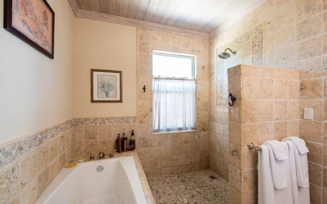 Kataluma 6 Bedroom Home