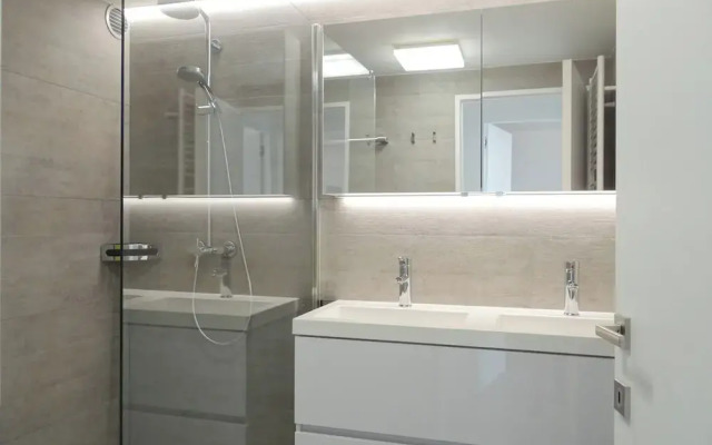 Apartment in Nieuwpoort With Terrace