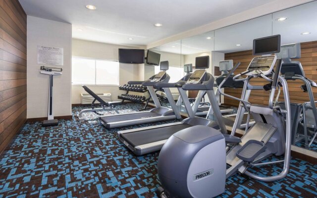 Fairfield Inn & Suites Holland