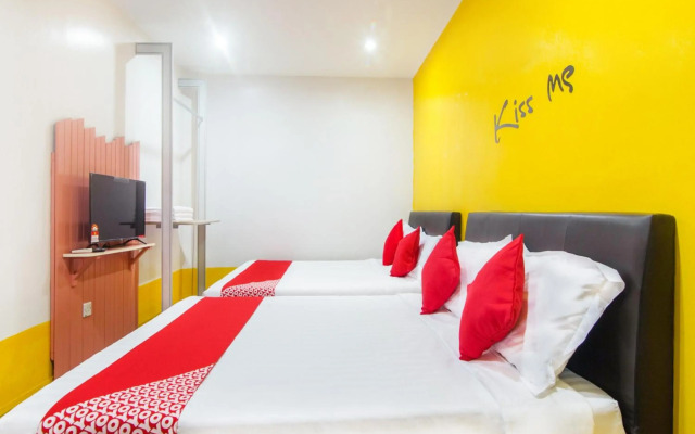 OYO 880 Hotel Purple Town
