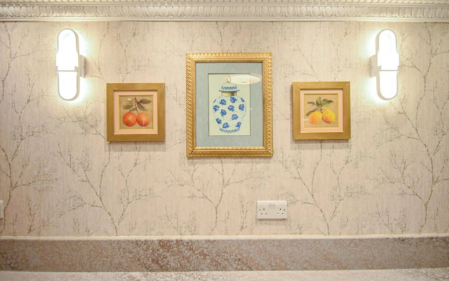 Pembridge Palace Hotel