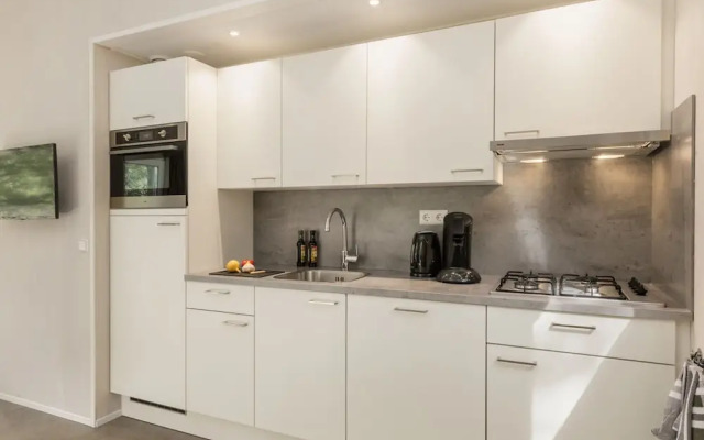 Modern Chalet With Dishwasher Near the Beach