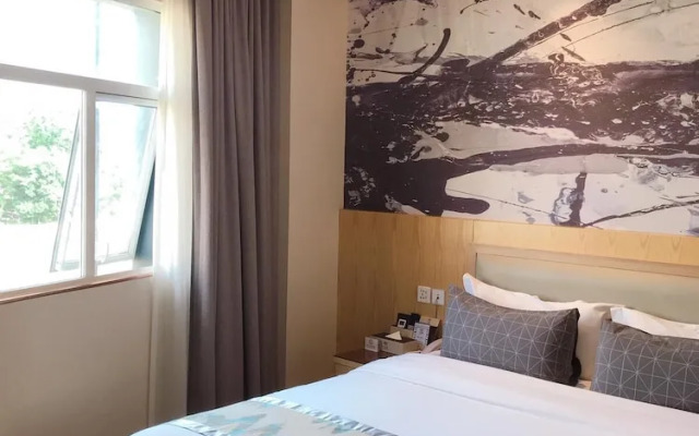 St. Moritz Business Hotel