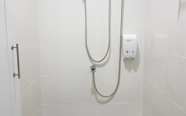 Wayha Hostel Don Mueang Airport