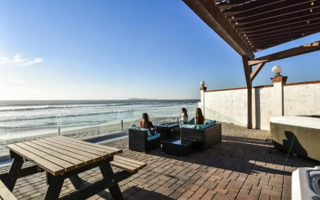 Quinta Pacifica Beachfront Villas
