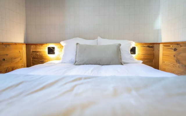 Apartment With Terrace and Parking Heart of Mega\"ve