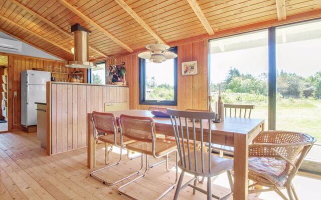 "Hunno" - 950m from the sea in NW Jutland