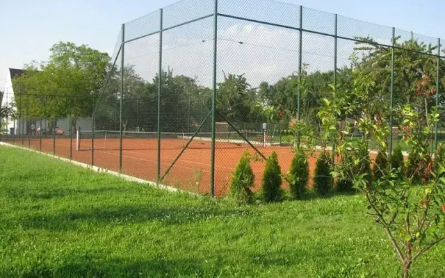 Tenis Korytnica