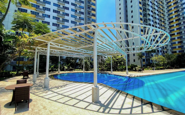 Good Location And Simply Studio Springlake Summarecon Bekasi Apartment