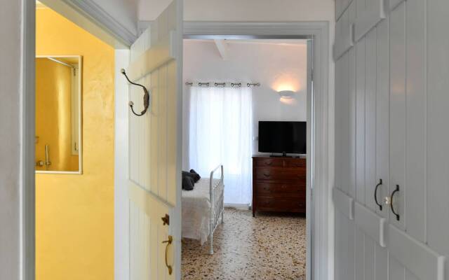 Kastro Traditional House