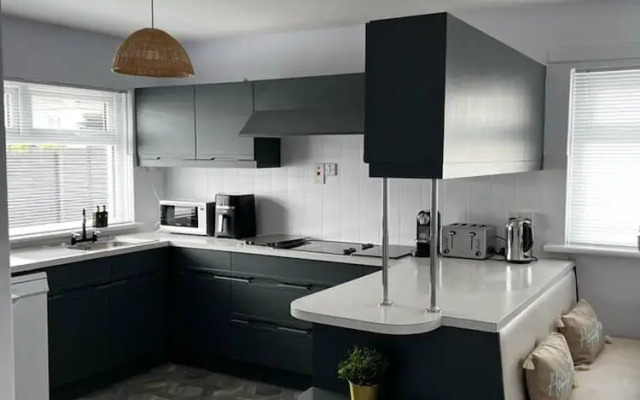 Immaculate sea View 4-bed House in Portstewart