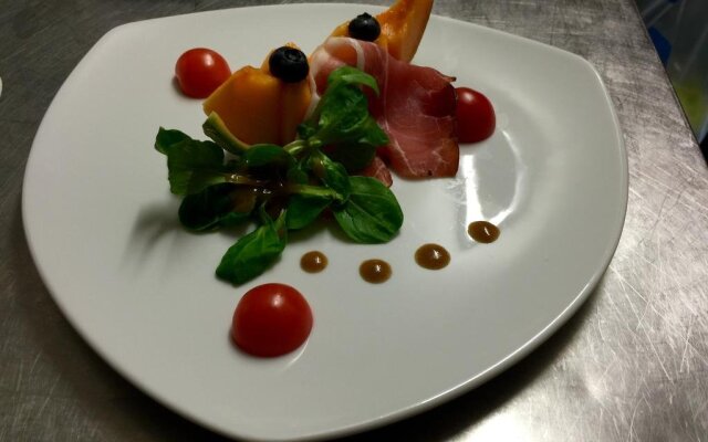 Gasthof zum roten Thurm