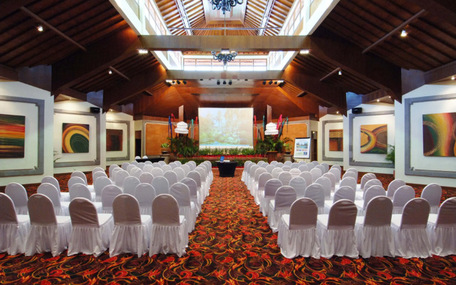 Bali Dynasty Resort