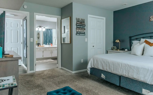 Updated Branson Condo w/ Indoor Pool Access!
