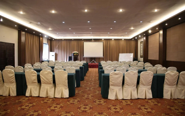 Отель Jin Jiang Lan An