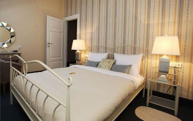 Moon Garden Boutique Hotel